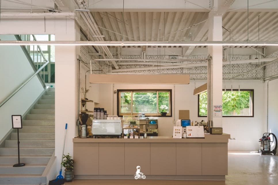 Artefine Cafe Lounge